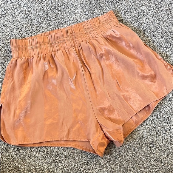 ⭐️ 3/$20 Victoria’s Secret sleep shorts orange stripes small - Picture 1 of 4
